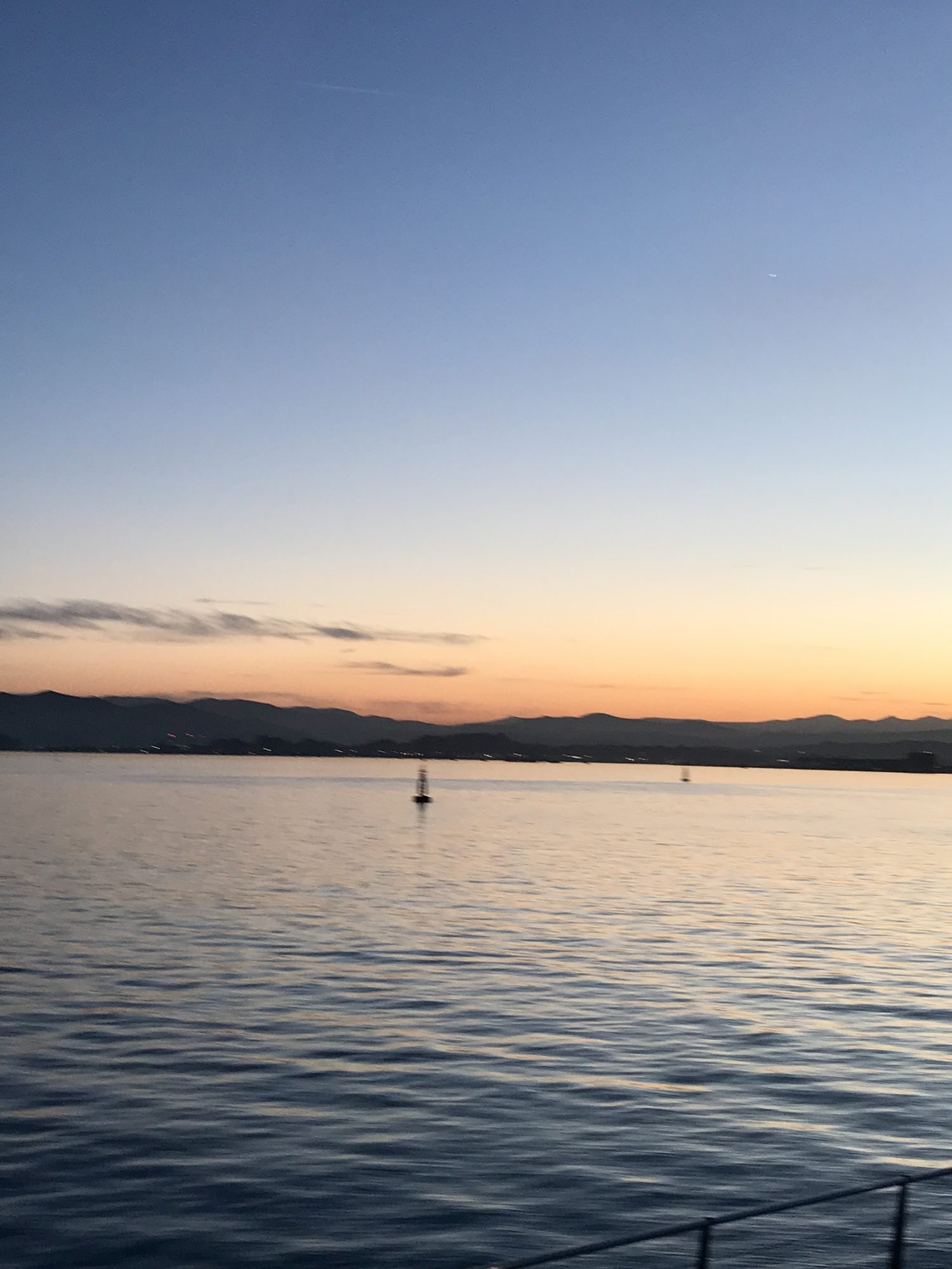 Atardecer sobre la bah&iacute;a de Santander